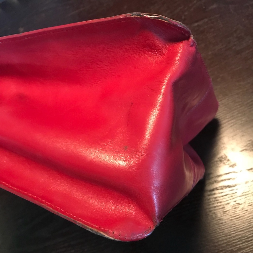 *VINTAGE!* Valentina Red Leather Purse - Picture 5 of 8
